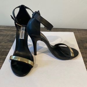 Beautiful Steve Madden heels stilletos shoes in excellent condition